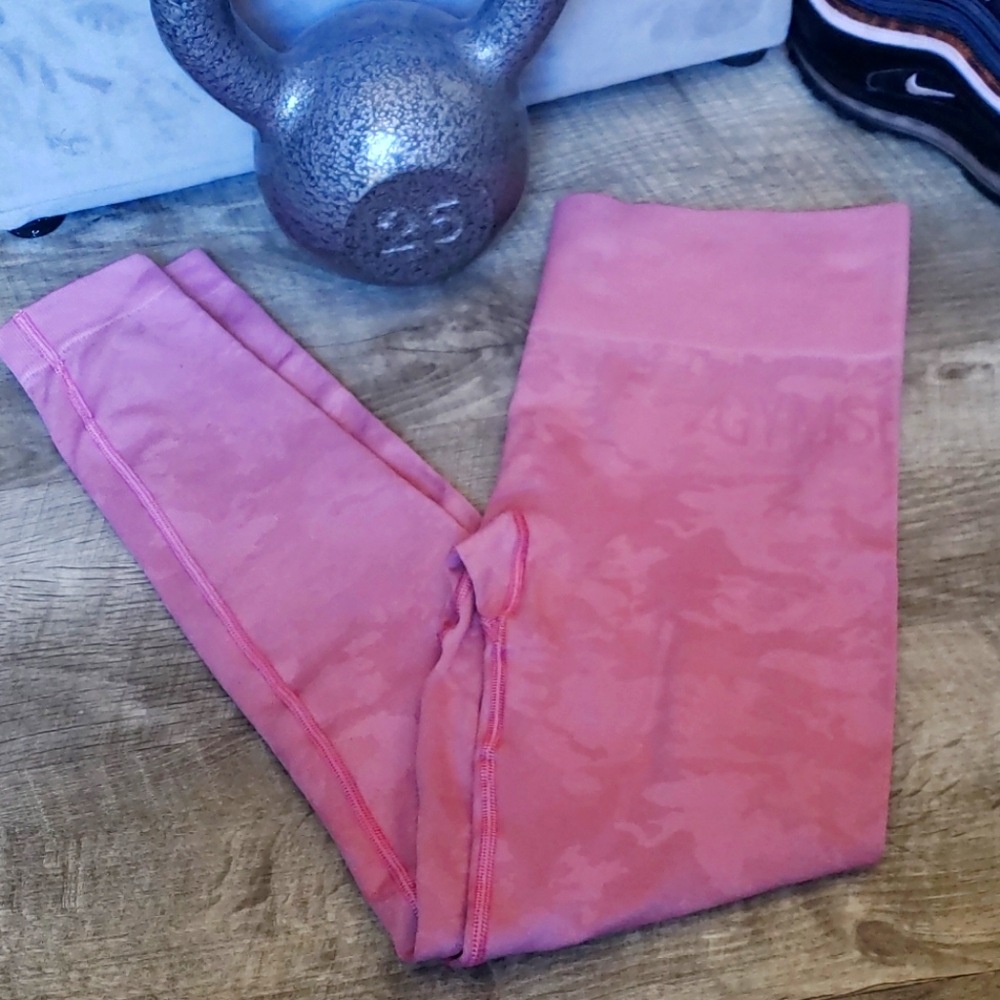 Like New Pink Adapt Camo sz small